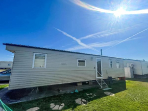 6 Berth Caravan With Wifi At Steeple Bay Holiday Park In Essex Ref 36092F